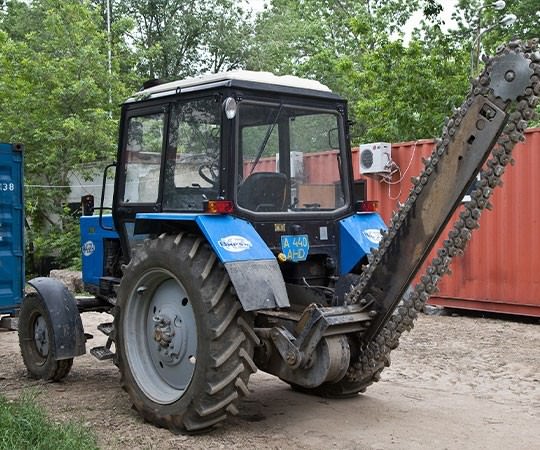 Траншеекопатель в аренду в Бугуруслане и  Оренбургской области